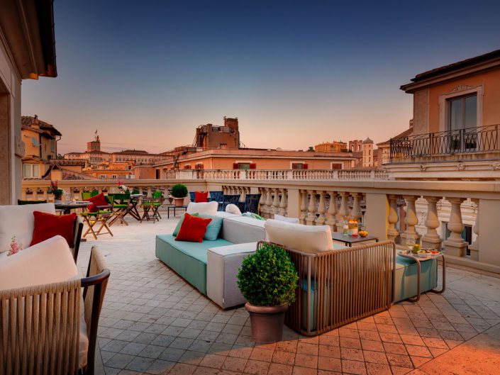 Singer Palace Hotel, Roma